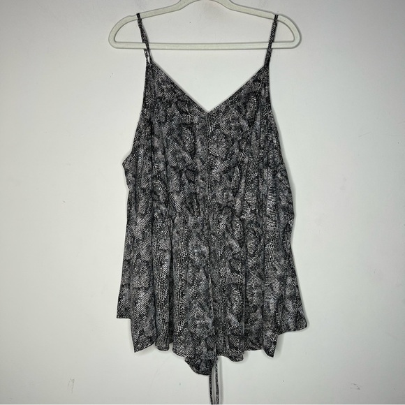AUDREY 3+1 Leopard Cold Shoulder Romper - Picture 1 of 7